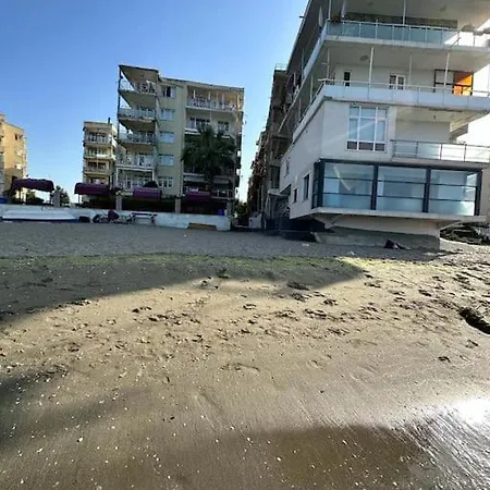 Kumburgaz Sahilde, Sitede, Konforlu, Manzarali Klimali Apartamento *