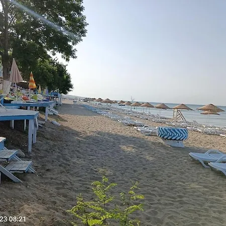 Kumburgaz Sahilde, Sitede, Konforlu, Manzarali Klimali Apartamento Büyükçekmece