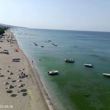 Kumburgaz Sahilde, Sitede, Konforlu, Manzarali Klimali Apartamento *