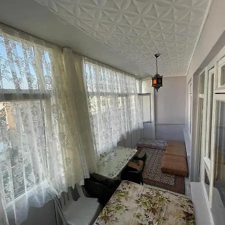 Апартаменты Kumburgaz Sahilde, Sitede, Konforlu, Manzarali Klimali Бююкчекмедже